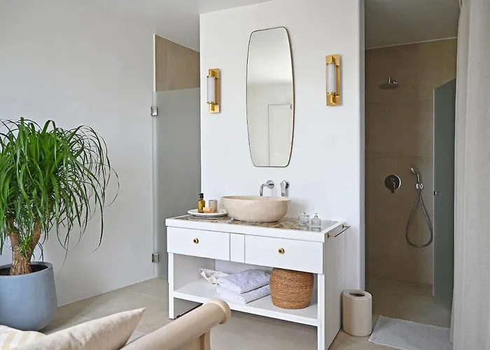 Halara Nyaraló Áno Merá